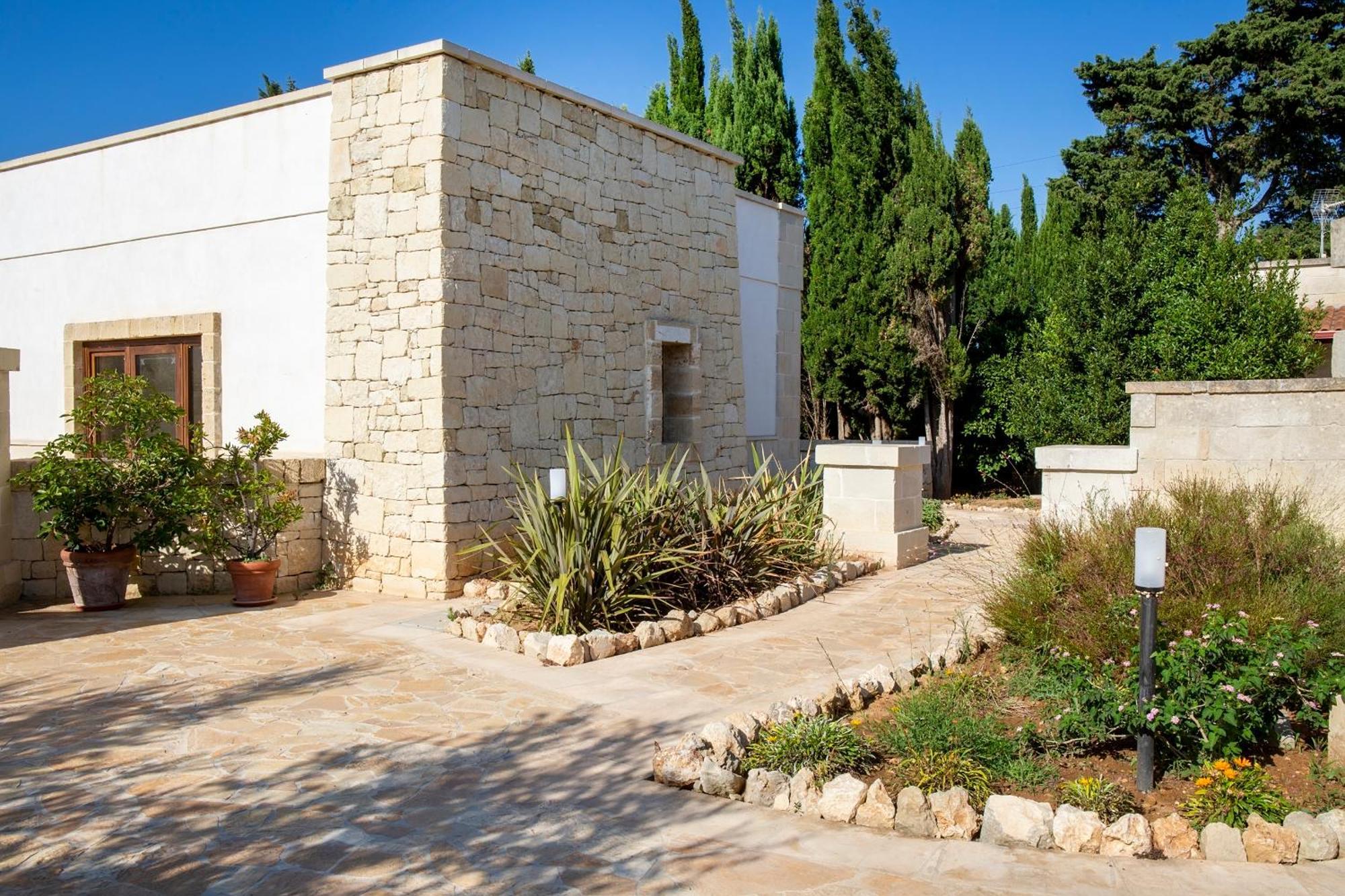 Masseria L'Uliveto Agri Resort Otranto Bagian luar foto