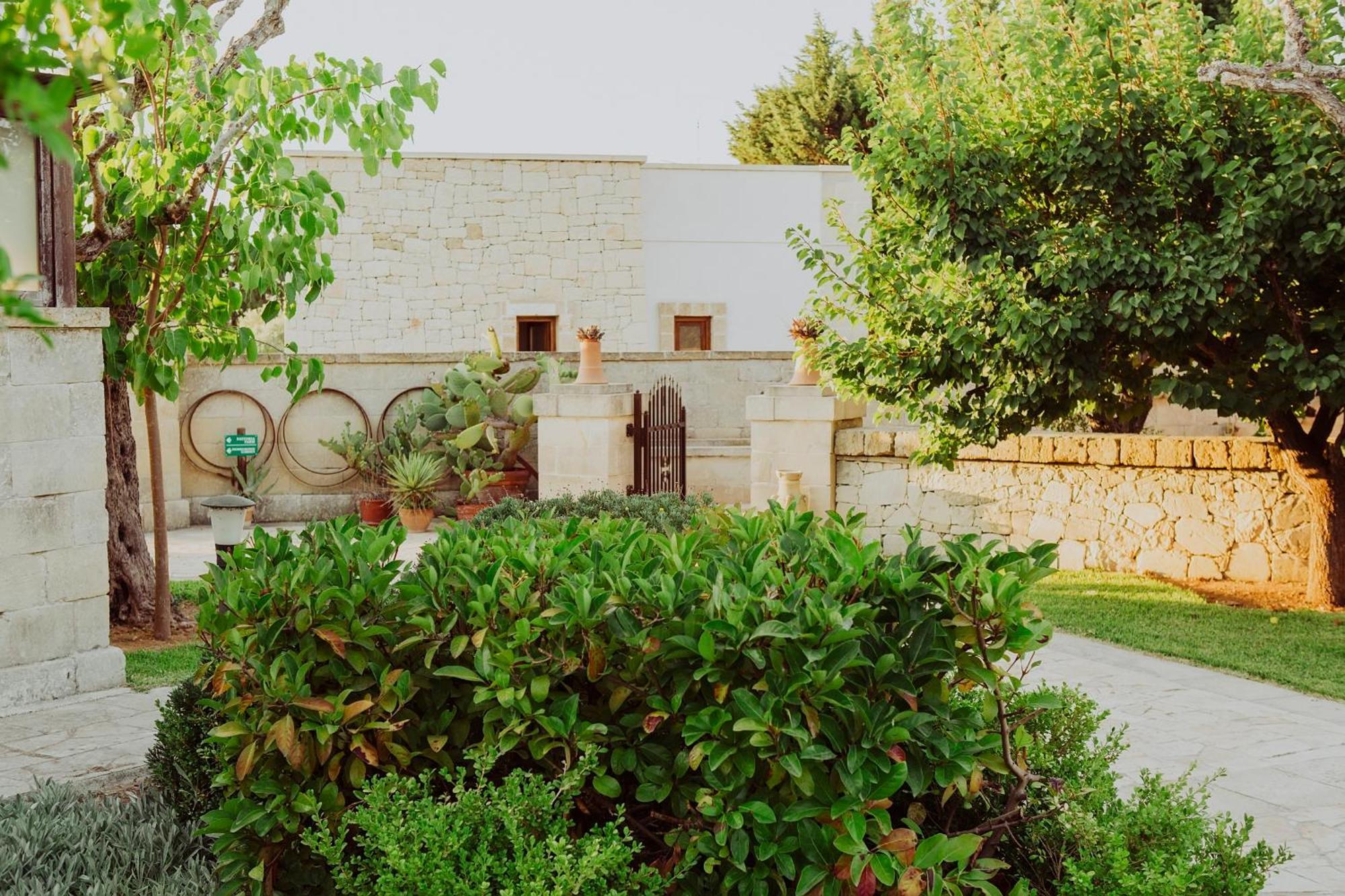 Masseria L'Uliveto Agri Resort Otranto Bagian luar foto