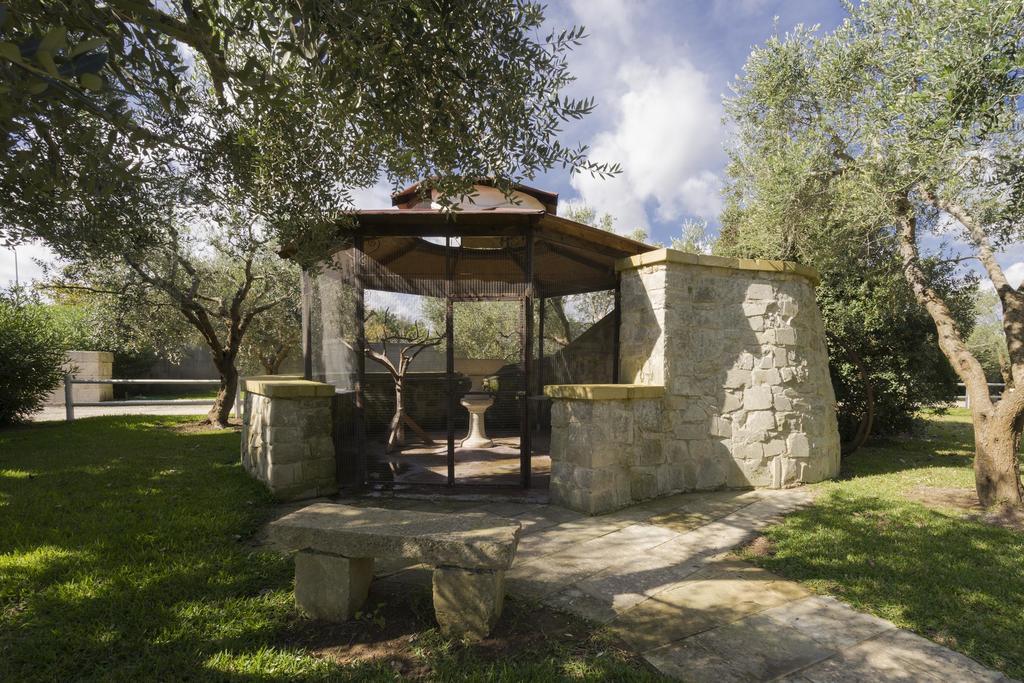 Masseria L'Uliveto Agri Resort Otranto Bagian luar foto