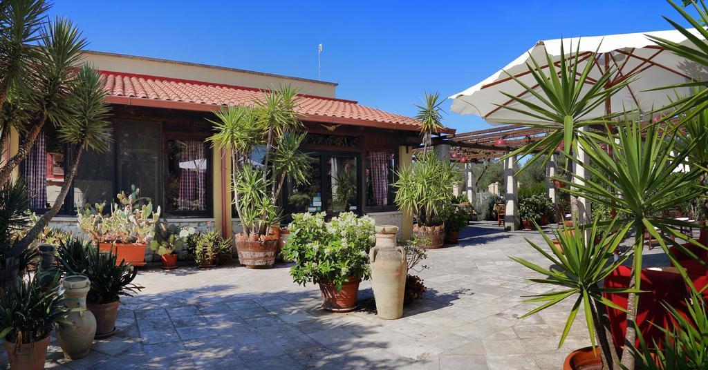 Masseria L'Uliveto Agri Resort Otranto Bagian luar foto